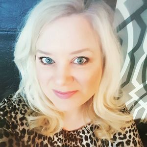 Meet your Posher, Joan